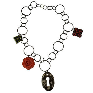 Vintage Skeleton Keyhole Halo Hoop Rose Necklace